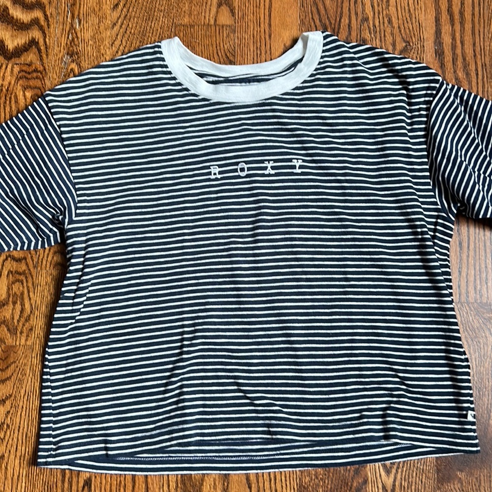 Roxy tee shirt